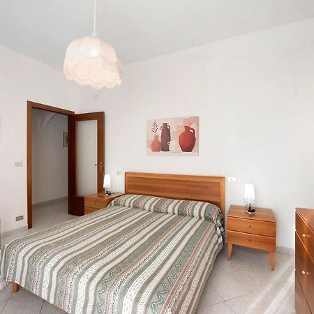 Trilocale Mazzini Con 2 Balconi Apartamento Varazze Exterior foto