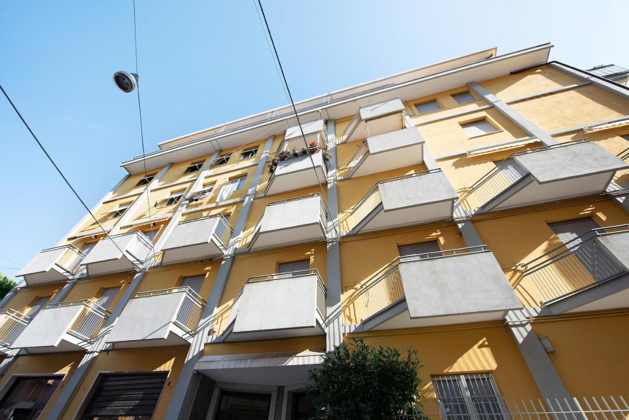 Trilocale Mazzini Con 2 Balconi Apartamento Varazze Exterior foto